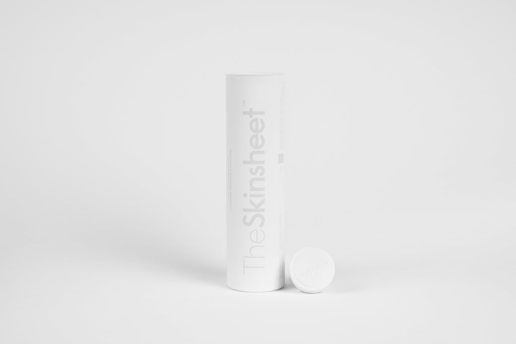 The Skinsheet Cleansing Coins gently remove cleanser, makeup, skincare formulas, as well as dirt, sweat and environmental pollution collected throughout the day.