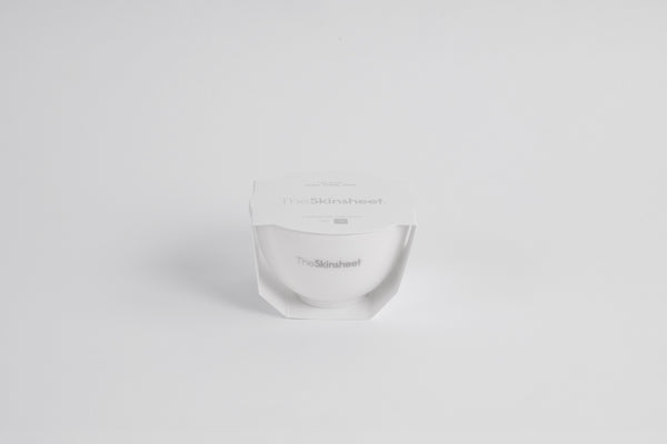 The Skinsheet Bowl is designed to soak, store and prep your skincare essentials. 